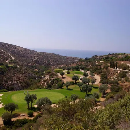 Nefeli - Charming Townhouse In The Heart Of Aphrodite Hills * Kúklia